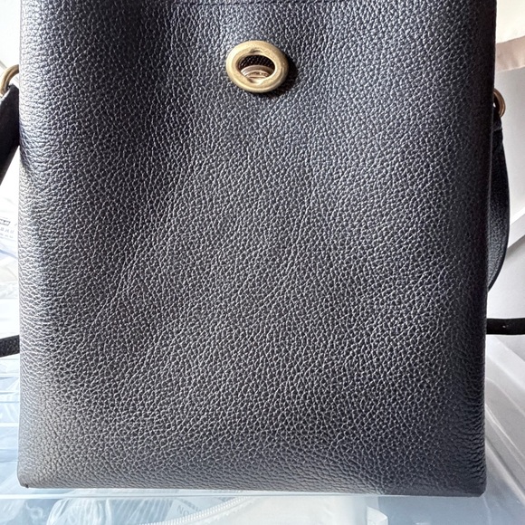 Coach Charlie Bucket Bag 21 Crossbody In Pebble Leather Black/Gold - Picture 4 of 13